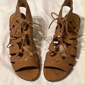 Woman’s tan Cityclassified stylish shoes.